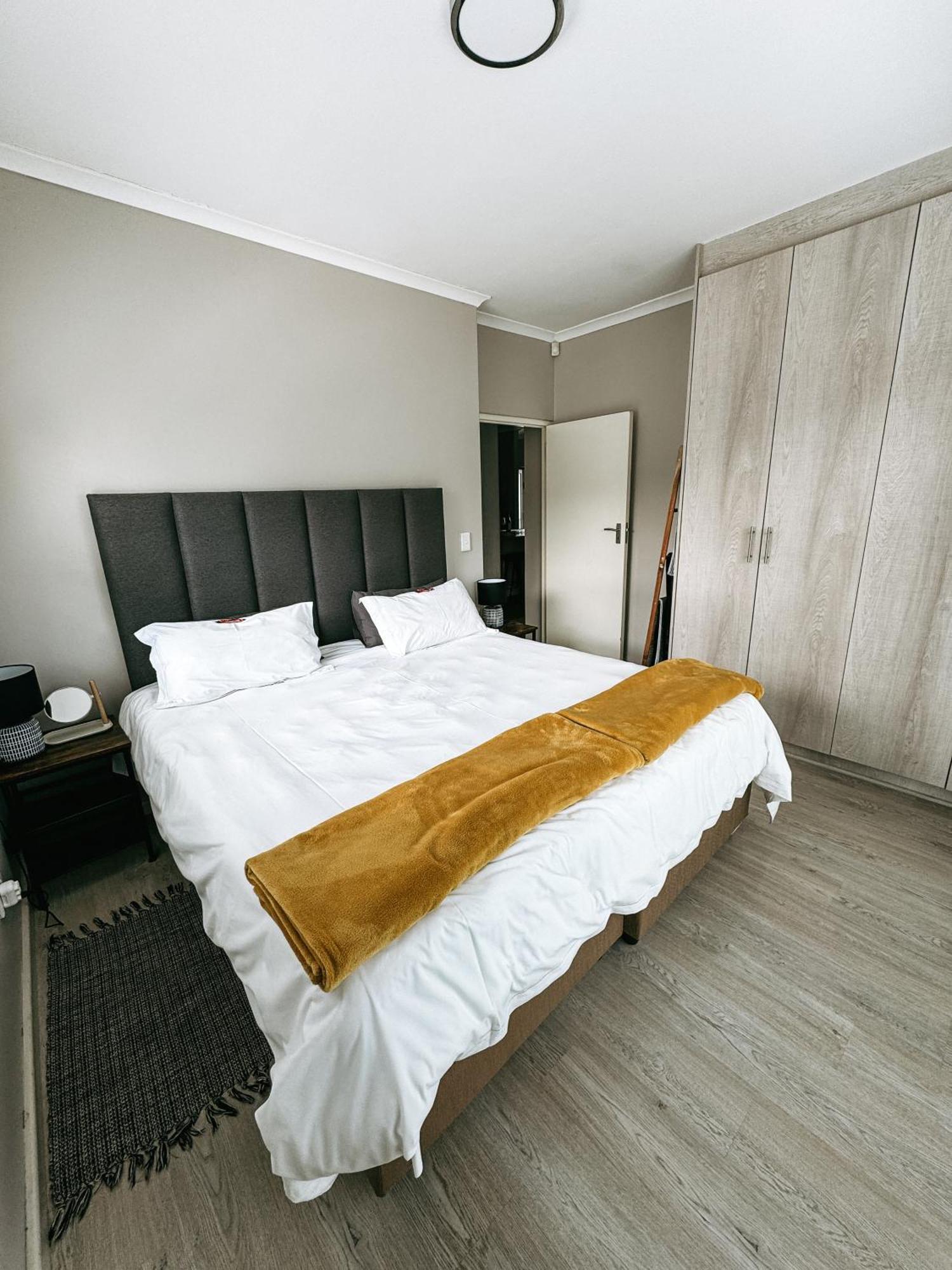 Nemesia Court Apartment Durbanville Luaran gambar