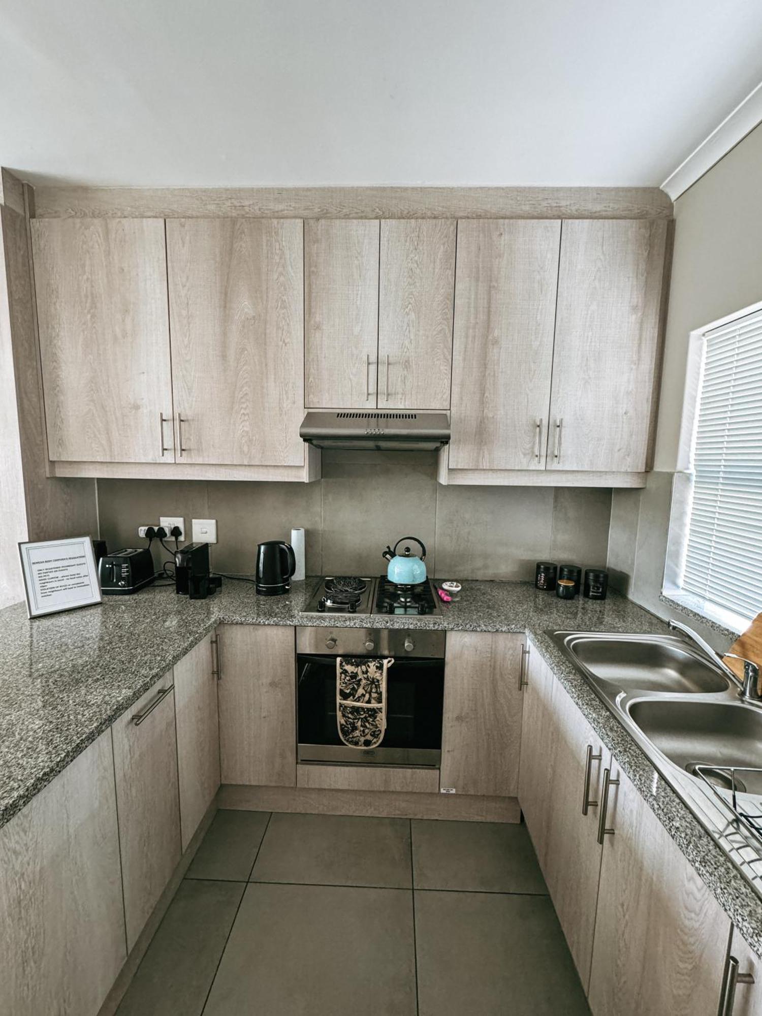 Nemesia Court Apartment Durbanville Luaran gambar